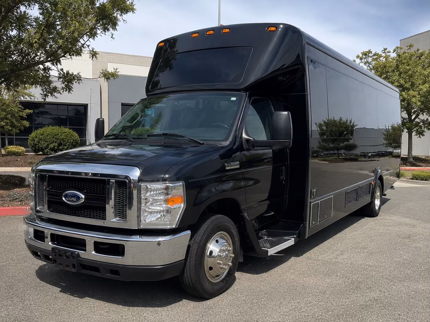 Temecula Bachelor & Bachelorette Transportation